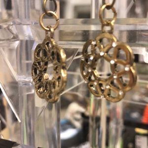 Gold rhinestone earrings VERY Good Vintage